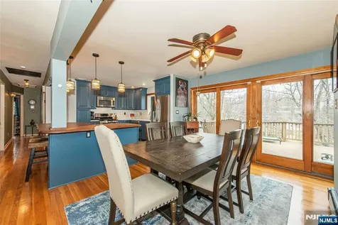 104 W Lionshead Drive Wayne NJ 07470