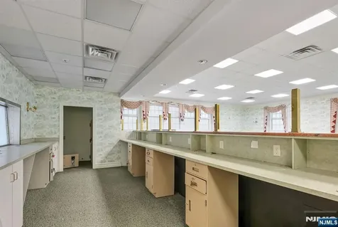 378 Franklin Avenue Wyckoff NJ 07481