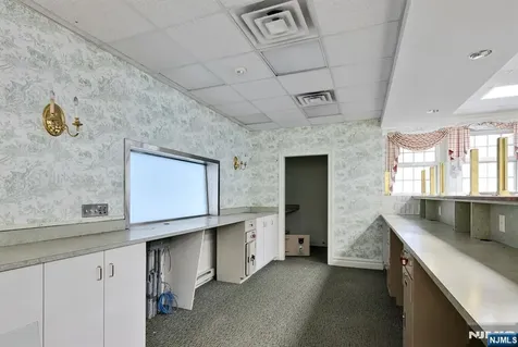 378 Franklin Avenue Wyckoff NJ 07481