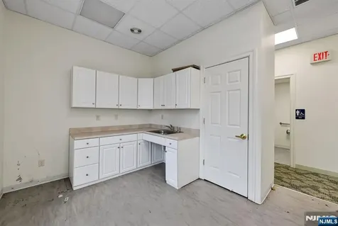 378 Franklin Avenue Wyckoff NJ 07481