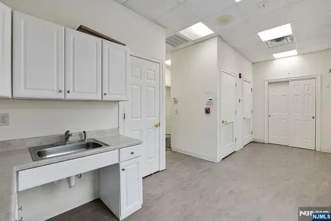378 Franklin Avenue Wyckoff NJ 07481