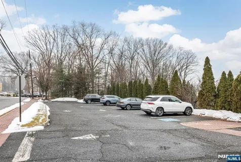 378 Franklin Avenue Wyckoff NJ 07481
