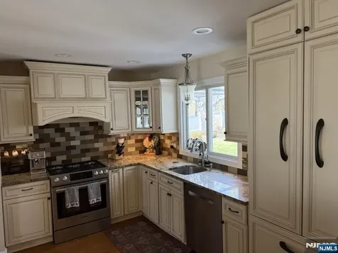 43 Busteed Drive Midland Park NJ 07432