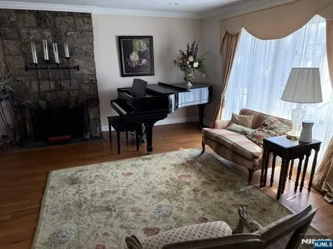 43 Busteed Drive Midland Park NJ 07432