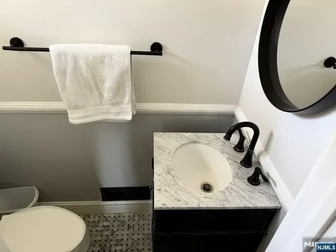 43 Busteed Drive Midland Park NJ 07432