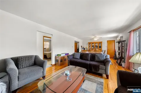 452 Commercial Avenue Cliffside Park NJ 07010