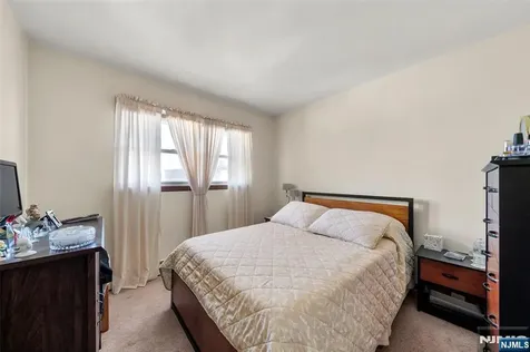 452 Commercial Avenue Cliffside Park NJ 07010