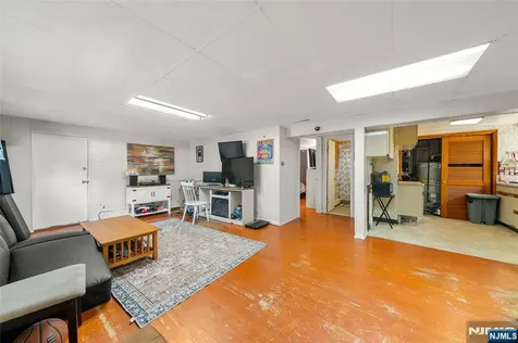 452 Commercial Avenue Cliffside Park NJ 07010