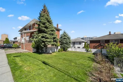 452 Commercial Avenue Cliffside Park NJ 07010