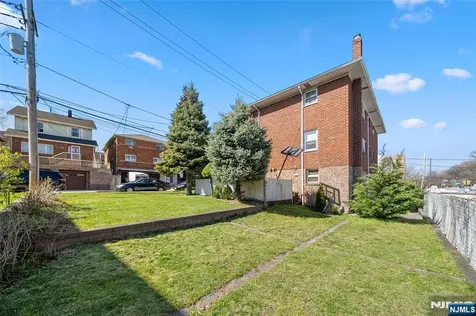 452 Commercial Avenue Cliffside Park NJ 07010
