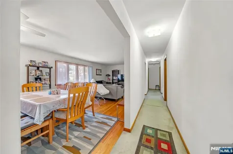452 Commercial Avenue Cliffside Park NJ 07010