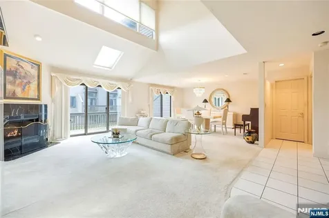 856 Hemlock Court Norwood NJ 07648