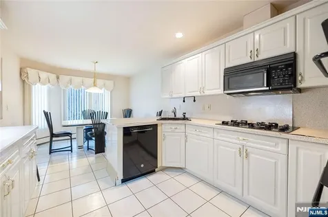 856 Hemlock Court Norwood NJ 07648