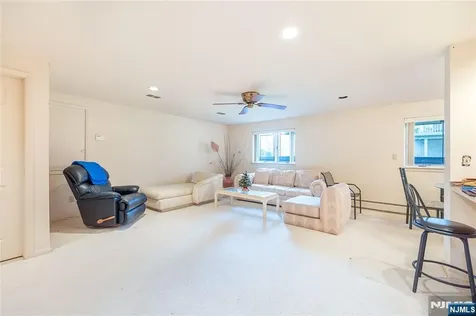 856 Hemlock Court Norwood NJ 07648