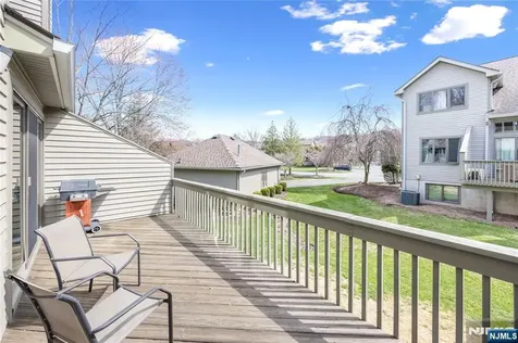 856 Hemlock Court Norwood NJ 07648