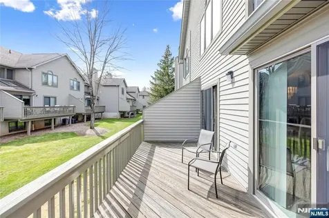856 Hemlock Court Norwood NJ 07648