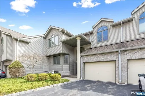 856 Hemlock Court Norwood NJ 07648