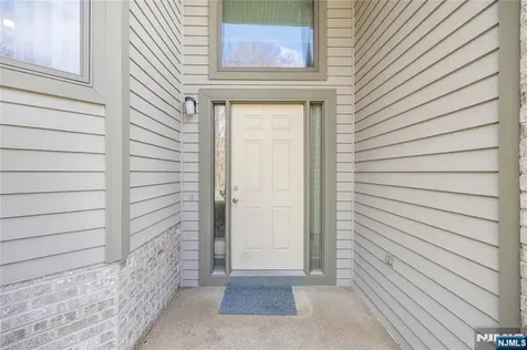 856 Hemlock Court Norwood NJ 07648