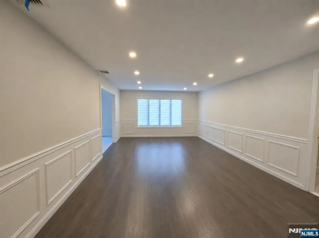26 W Ruby Avenue Palisades Park NJ 07650