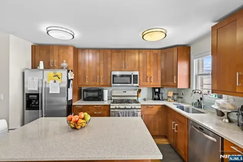 46 Barbara Street Newark NJ 07105
