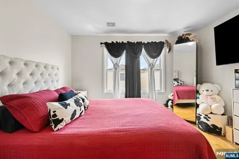 46 Barbara Street Newark NJ 07105