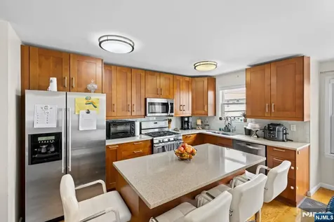 46 Barbara Street Newark NJ 07105