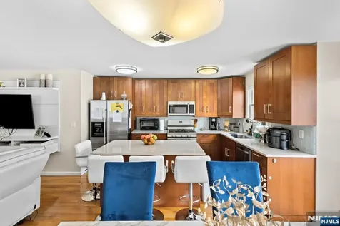 46 Barbara Street Newark NJ 07105
