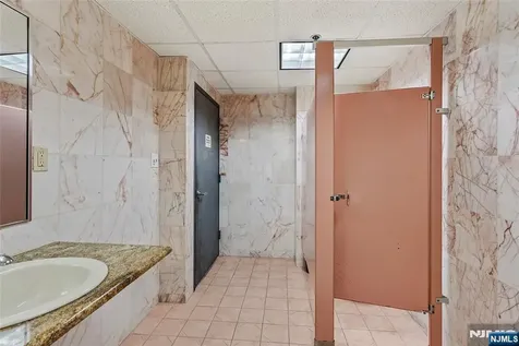 1 Ridgewood Avenue Ridgewood NJ 07450