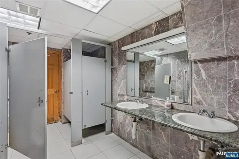1 Ridgewood Avenue Ridgewood NJ 07450