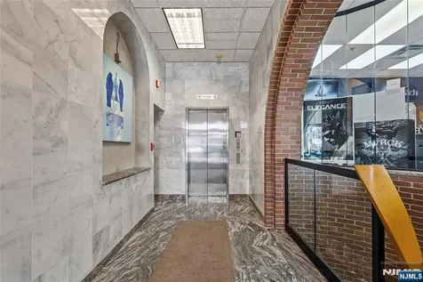 1 Ridgewood Avenue Ridgewood NJ 07450