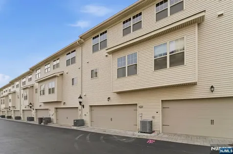 704 Green Lane Union NJ 07083