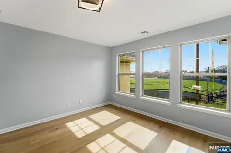 704 Green Lane Union NJ 07083