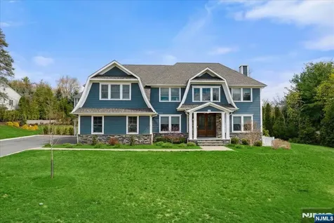 20 Ravine Avenue Wyckoff NJ 07481
