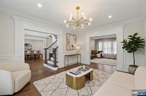 20 Ravine Avenue Wyckoff NJ 07481