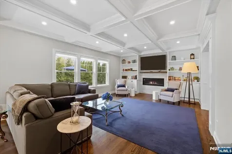 20 Ravine Avenue Wyckoff NJ 07481
