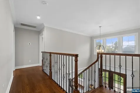 20 Ravine Avenue Wyckoff NJ 07481
