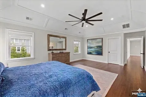 20 Ravine Avenue Wyckoff NJ 07481