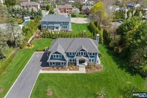 20 Ravine Avenue Wyckoff NJ 07481