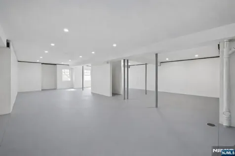 20 Ravine Avenue Wyckoff NJ 07481