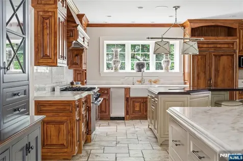 123 Highland Avenue Millburn NJ 07078