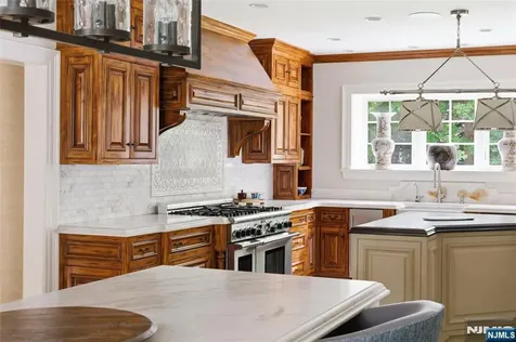 123 Highland Avenue Millburn NJ 07078