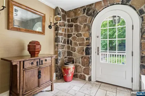 123 Highland Avenue Millburn NJ 07078