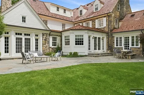 123 Highland Avenue Millburn NJ 07078