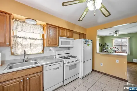 28 William Street Rochelle Park NJ 07662