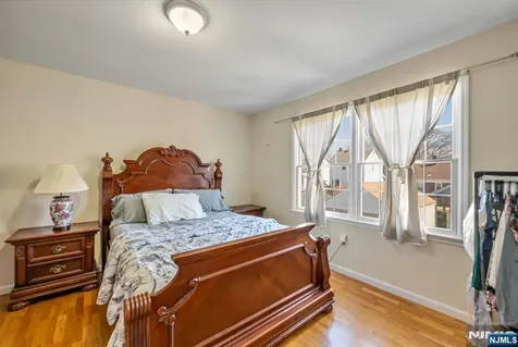 28 William Street Rochelle Park NJ 07662
