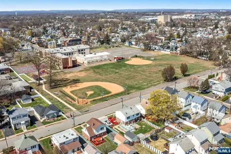 28 William Street Rochelle Park NJ 07662