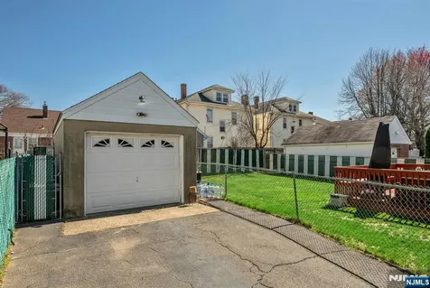 28 William Street Rochelle Park NJ 07662