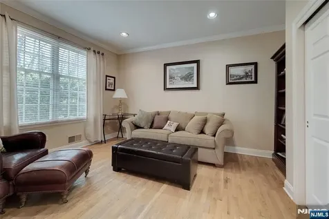 4 Reiher Court West Caldwell NJ 07006