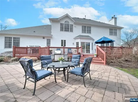 4 Reiher Court West Caldwell NJ 07006