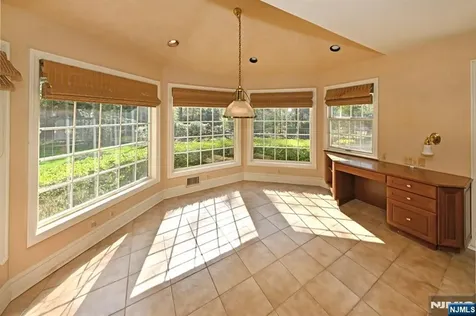 43 Twin Brooks Road Saddle River NJ 07458